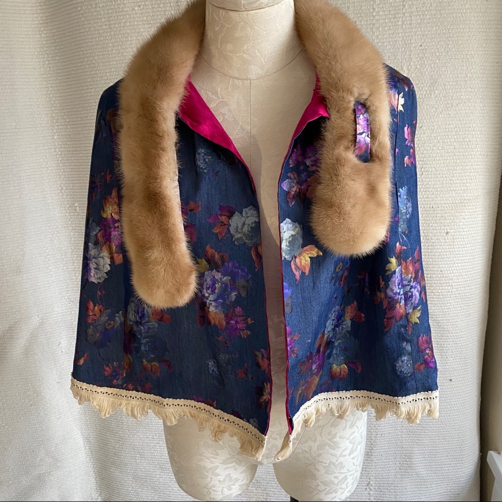 Vintage Cape OS Mink Fur Rainbow Floral Print Wrap - Picture 2 of 8